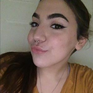 Meet your Posher, Kathryn